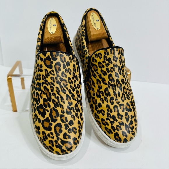 💚 KNEA BORN CHEETAH SLIP-ON WOMENS SIZE 9.5 COMFY GOOD COND FUN FASHIONABLE - Picture 7 of 10